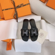 Hermes Slippers